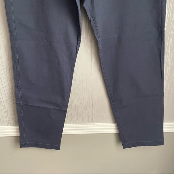 GAP Essential Khaki Pants Straight Taper Vintage Navy Blue Stretch Men’s 42 X 34 - Picture 4 of 12